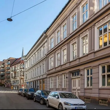 Super Sentralt Og Koselig Leilighet